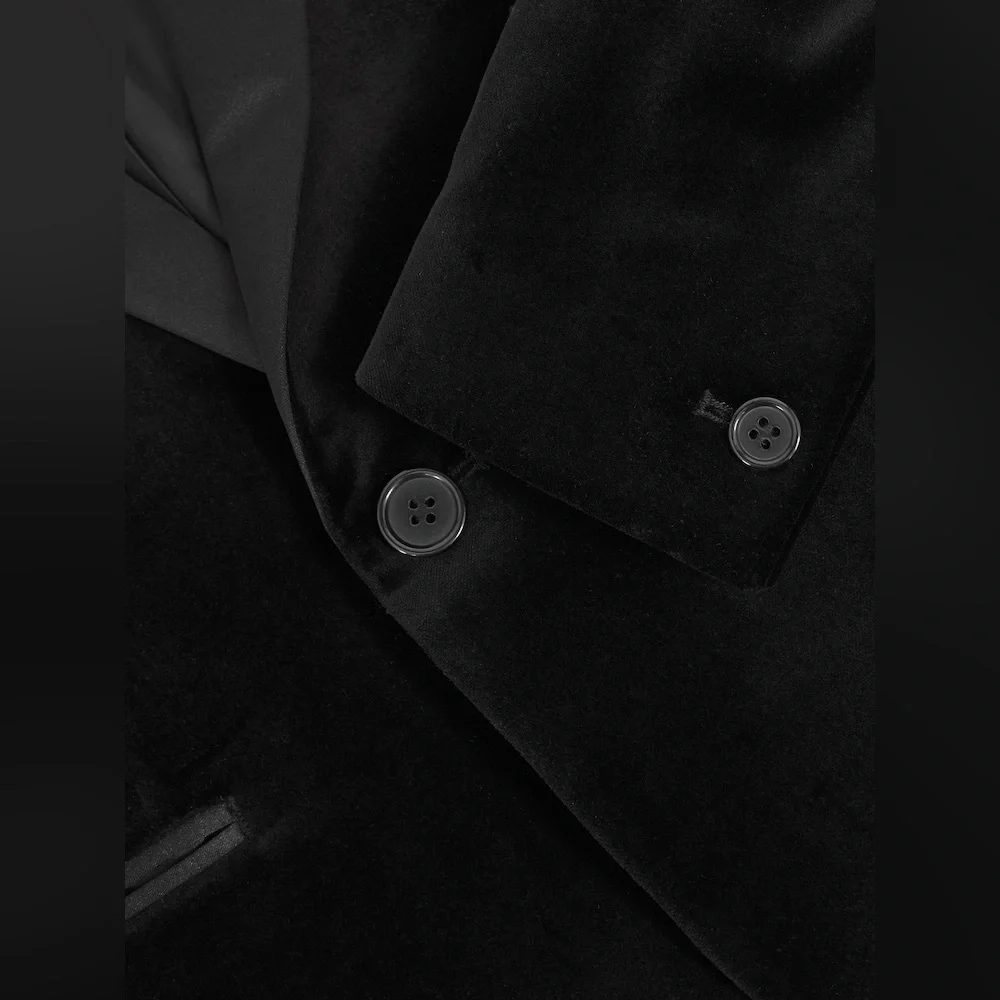 Kids Velvet Tuxedo Blazer in Black (7/8) - Picture 4 of 9